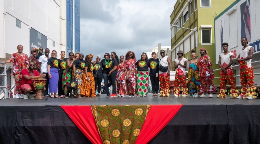 Performers and instructors at the Emancipation Day celebration with Art Saves Lives Foundation on July 1, 2025, in Philipsburg, St. Maarten – Photo: Edgardo Lynch